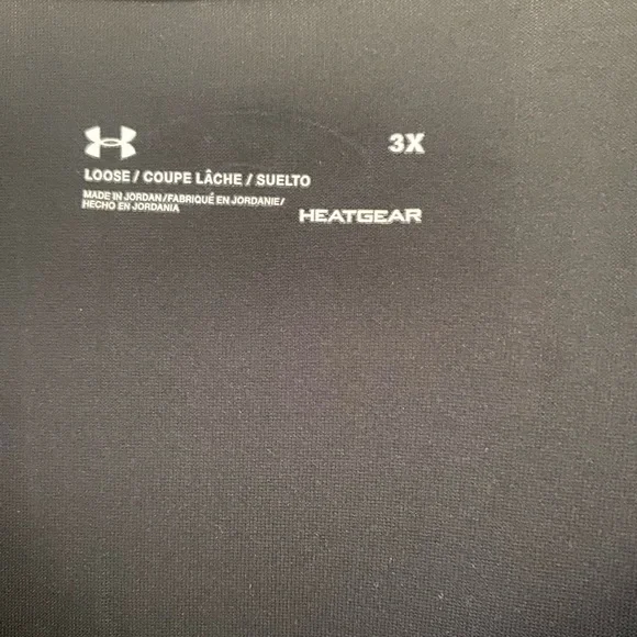 Woman’s Under Armour UA tech V-Neck - Picture 9 of 11